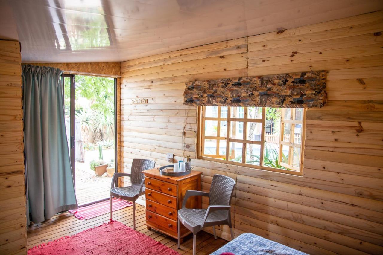 Blyde Africa- Cottage เบโนนิ ภายนอก รูปภาพ